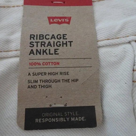 Levi's Ribcage Straight Ankle Jeans Size 28x27 Ivory Denim Distressed Button Fly