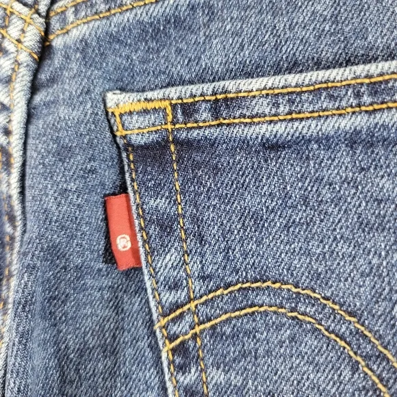 LEVI'S Ribcage straight leg button fly high rise blank red tab denim ankle jeans