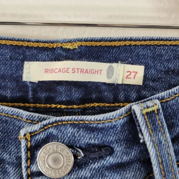 LEVI'S Ribcage straight leg button fly high rise blank red tab denim ankle jeans