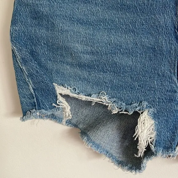 Levi's Women's 501 High Rise Distressed Cut-Off Casual Blue Jean Denim Shorts