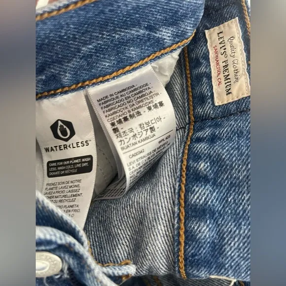 Levi’s Women’s Wedgie Straight No Stretch Button Fly Ankle Mid Rise Jeans Sz 28