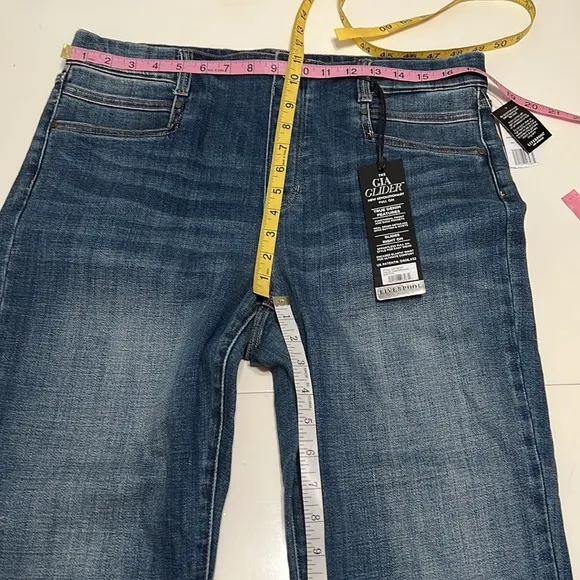 Liverpool Gia Glider The Crop Flare Cartersville Blue Fray Hem NWT