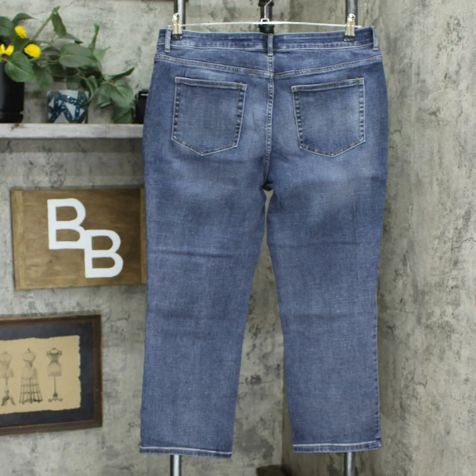 LOGO by Lori Goldstein Women's Crosshatch Crop Straight Leg Jeans