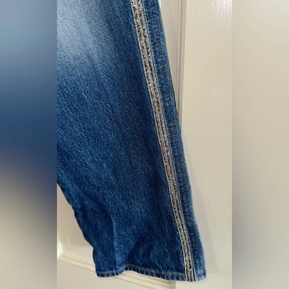 Lucky Brand Authentic Mid Rise Straight Leg Jeans Size 00/24  rhinestone