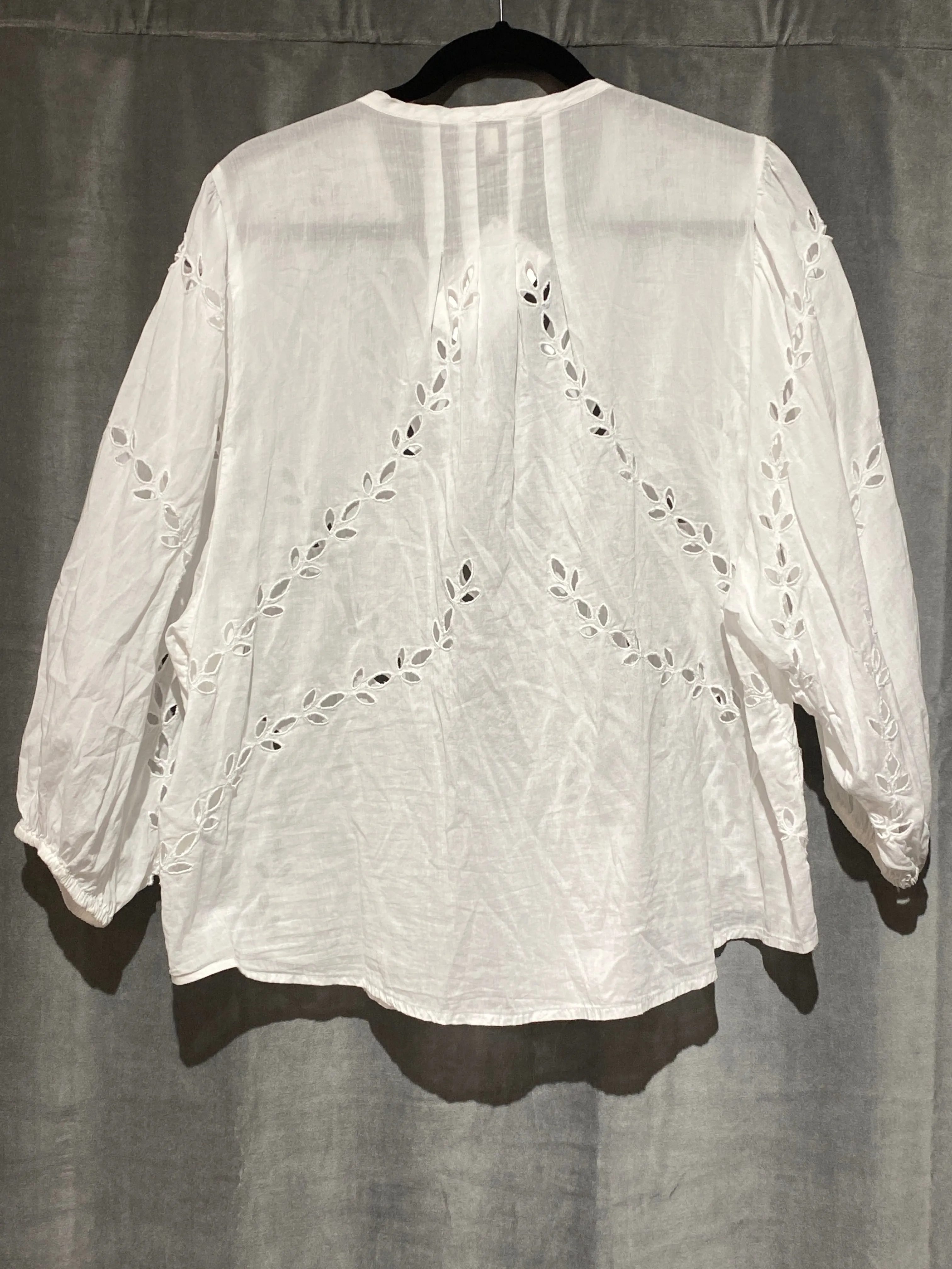 Lucky Brand White Cotton Cut Out Floral Long Sleeve Blouse