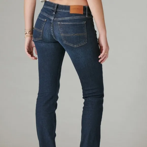 Lucky Brand women’s Mid Rise Sweet Straight