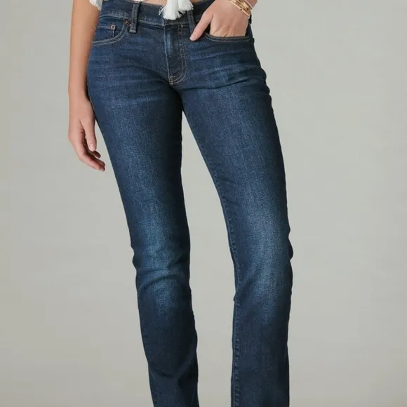 Lucky Brand women’s Mid Rise Sweet Straight