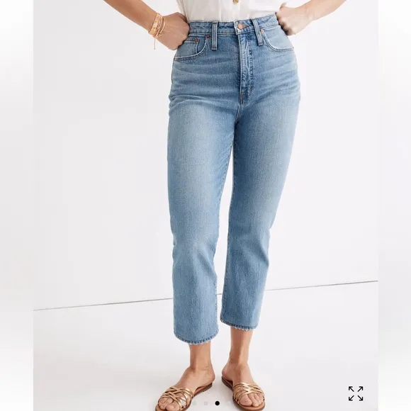 Madewell Curvy Classic Straight Jeans in Meadowland Wash size 33