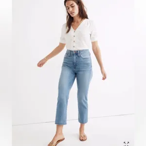 Madewell Curvy Classic Straight Jeans in Meadowland Wash size 33
