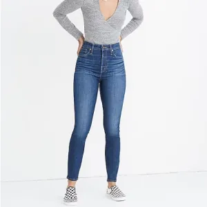 Madewell Curvy High-Rise Skinny Jeans in Moreaux Wash