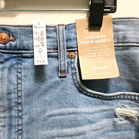 Madewell High Rise Denim Shorts Size 33 Light Blue Wash Curvy Festival Raw Hem