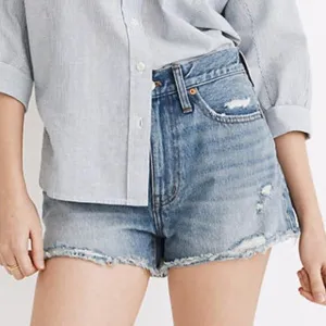 MADEWELL Relaxed Denim Shorts in Renfield Wash: Destructed Edition Size 26 NWT