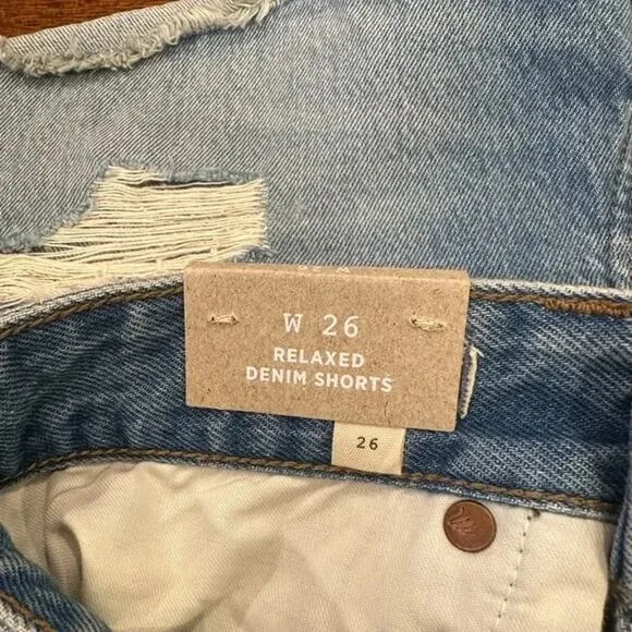 MADEWELL Relaxed Denim Shorts in Renfield Wash: Destructed Edition Size 26 NWT