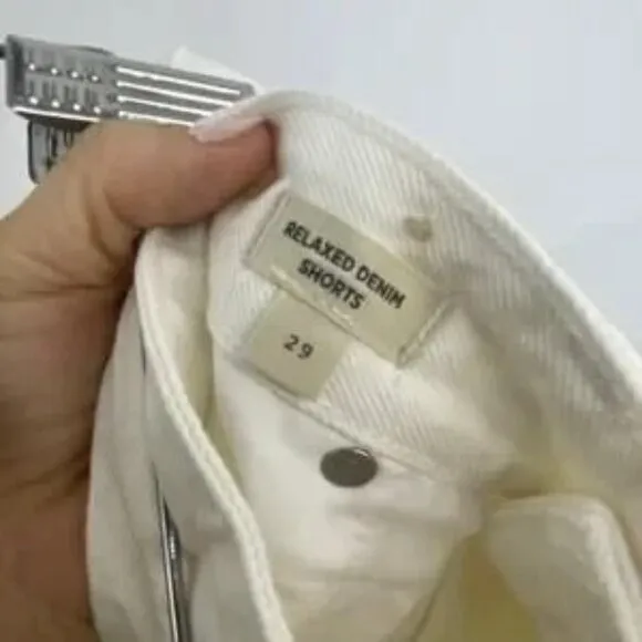 Madewell Relaxed White Denim Shorts Size 29 NWOT 100% Cotton