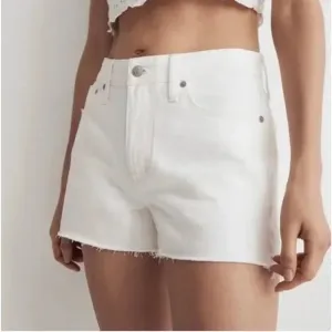 Madewell Relaxed White Denim Shorts Size 29 NWOT 100% Cotton