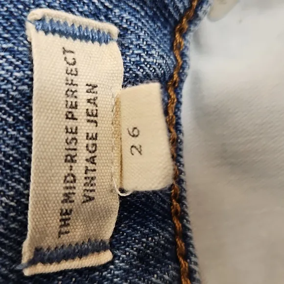 Madewell The Mid-Rise Perfect Vintage Jean in Ainsdale Wash: Knee-Rip Edition 26
