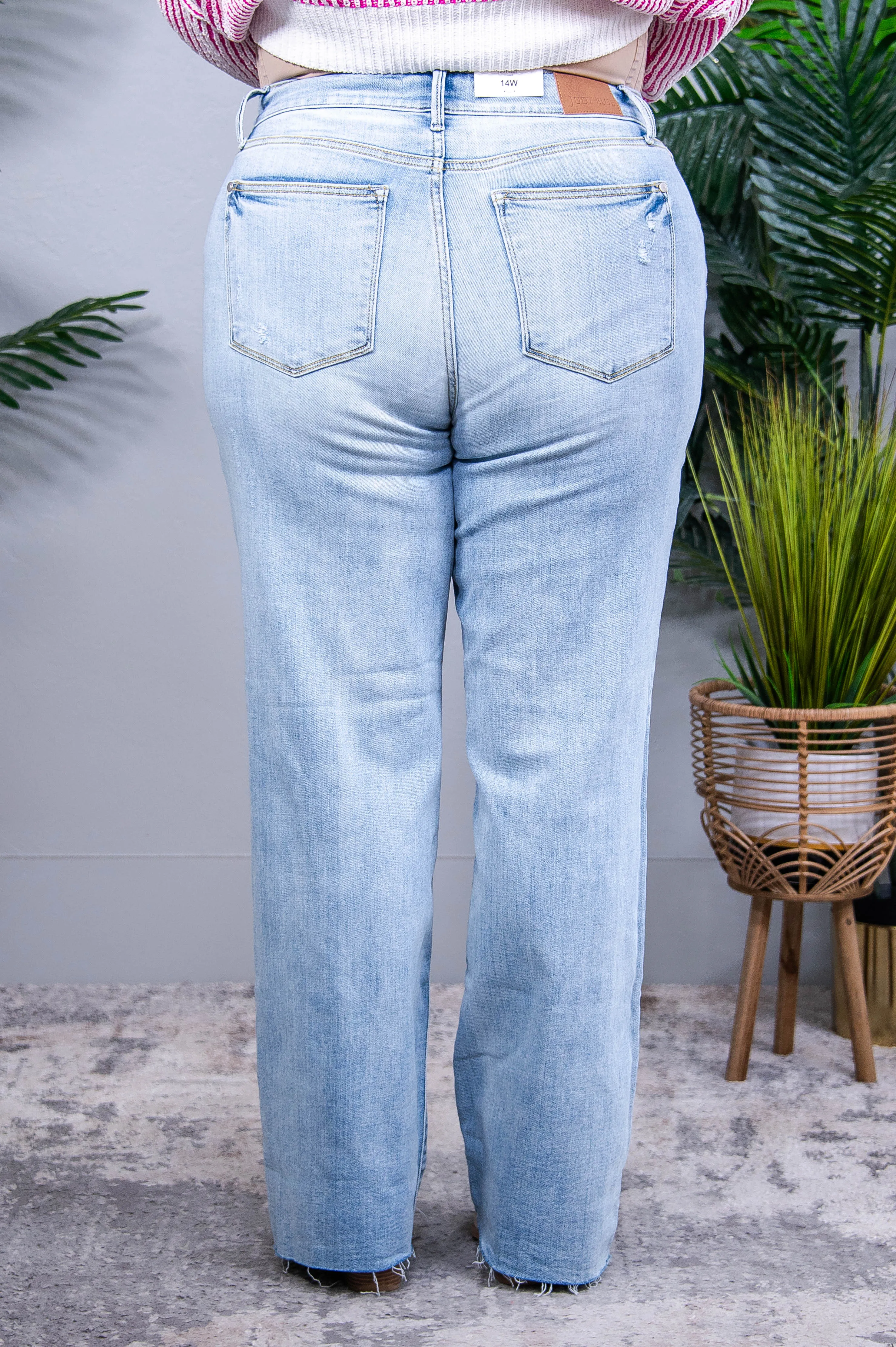 Mildred High Rise V Front Waistband Straight Jeans