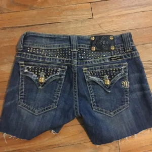 Miss Me Distressed Denim Shorts Size 27