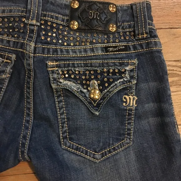 Miss Me Distressed Denim Shorts Size 27