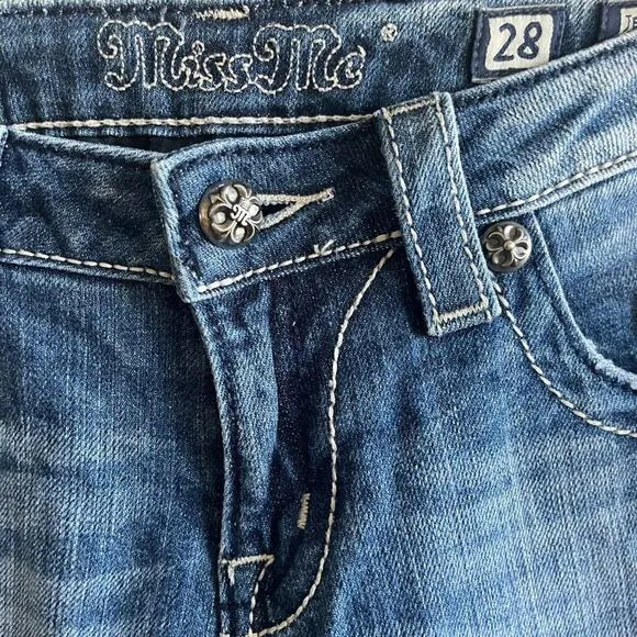 Miss Me Medium Wash Angel Wing Sparkly Skinny Jeans Size 28 Style JE533052L