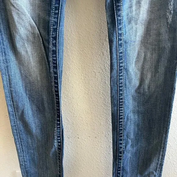Miss Me Medium Wash Angel Wing Sparkly Skinny Jeans Size 28 Style JE533052L