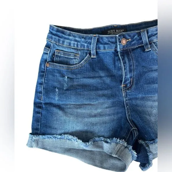 NWOT JUDY BLUE DENIM CUFFED FRAYED DISTRESSED SHORTS WOMENS SIZE 27