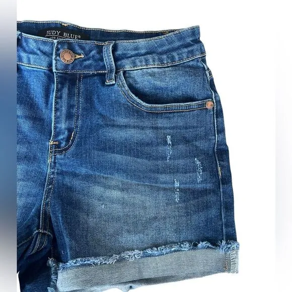 NWOT JUDY BLUE DENIM CUFFED FRAYED DISTRESSED SHORTS WOMENS SIZE 27