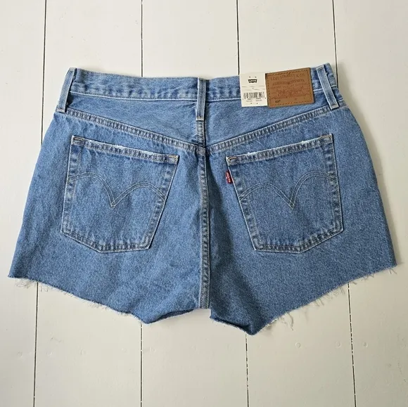 NWT 501 Original High Rise Button Fly Denim Shorts 31