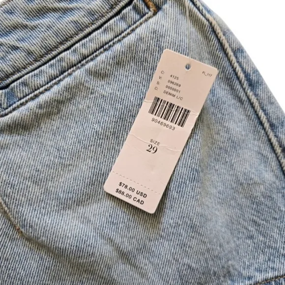 NWT Anthropologie Pilcro Pitched Micro Denim Shorts, Size 29