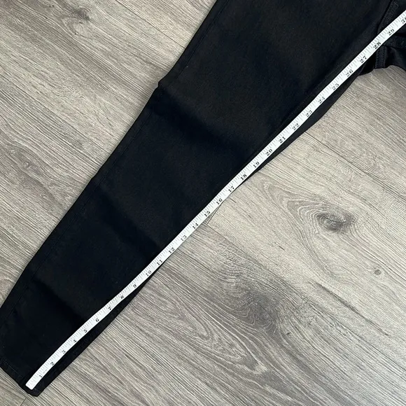 NWT EVERLANE Mid Rise Skinny Jeans Womens Sz. 24 True Black Classic 90s Grunge
