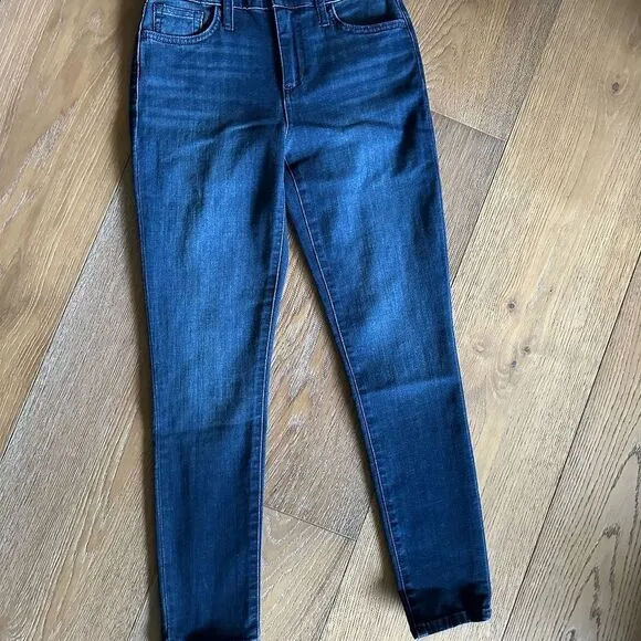 NWT Joe’s Jeans Skinny Ankle in Dark Wash