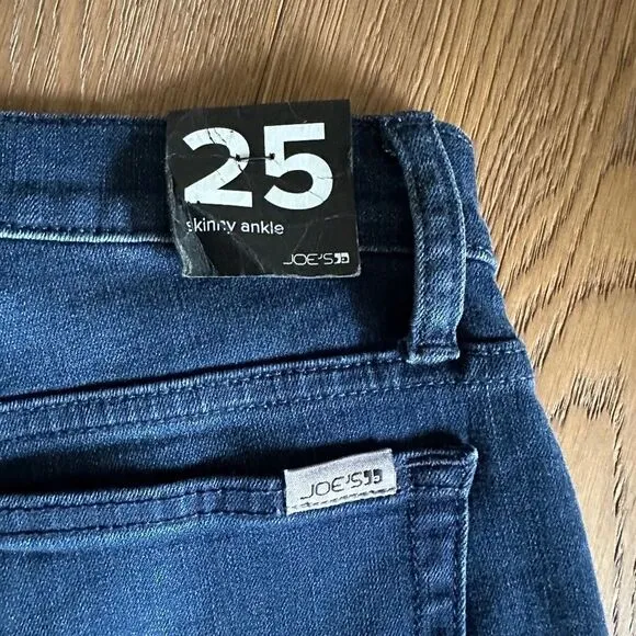 NWT Joe’s Jeans Skinny Ankle in Dark Wash