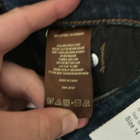 NWT Kut from the Kloth Carlo Ankle Skinny Raw Hem