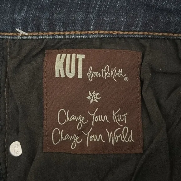 NWT Kut from the Kloth Carlo Ankle Skinny Raw Hem