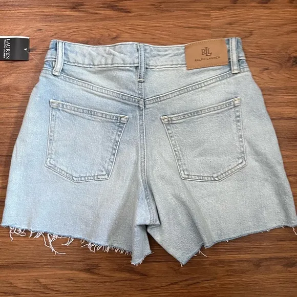 *NWT* Lauren Ralph Lauren Women’s Denim Light Wash Shorts Size 0P