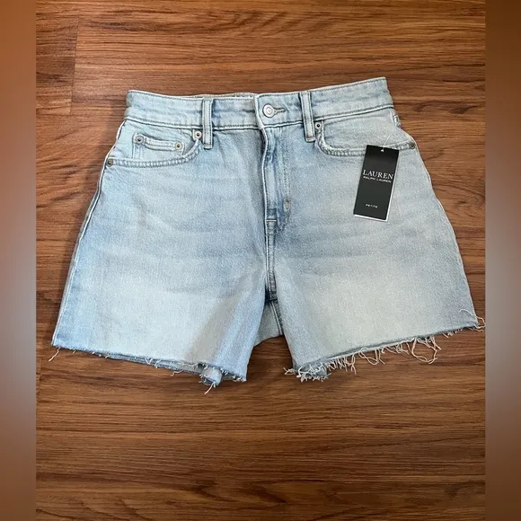 *NWT* Lauren Ralph Lauren Women’s Denim Light Wash Shorts Size 0P