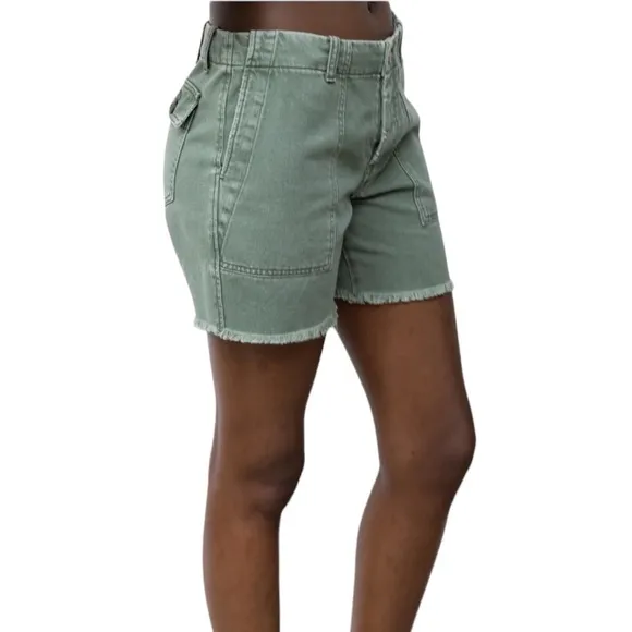 NWT Le Superbe Beach Crawler Cutoff Green Shorts Size 4 Reg. $175