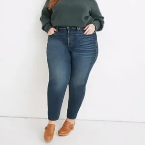 NWT Madewell Curvy High-Rise Skinny Jeans