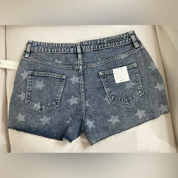 NWT Vigoss® Stars ACE 3&quot; High Rise Denim Shorts | Size 31 Raw Hem