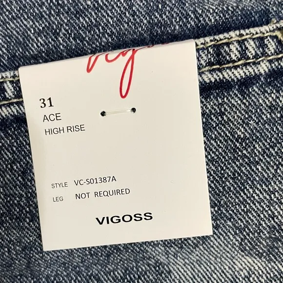 NWT Vigoss® Stars ACE 3&quot; High Rise Denim Shorts | Size 31 Raw Hem