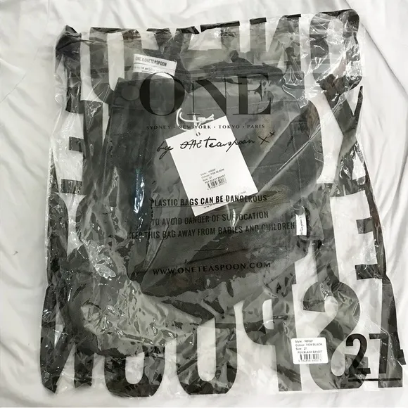 One Teaspoon Fox Black Bandit shorts low waist style NIB
