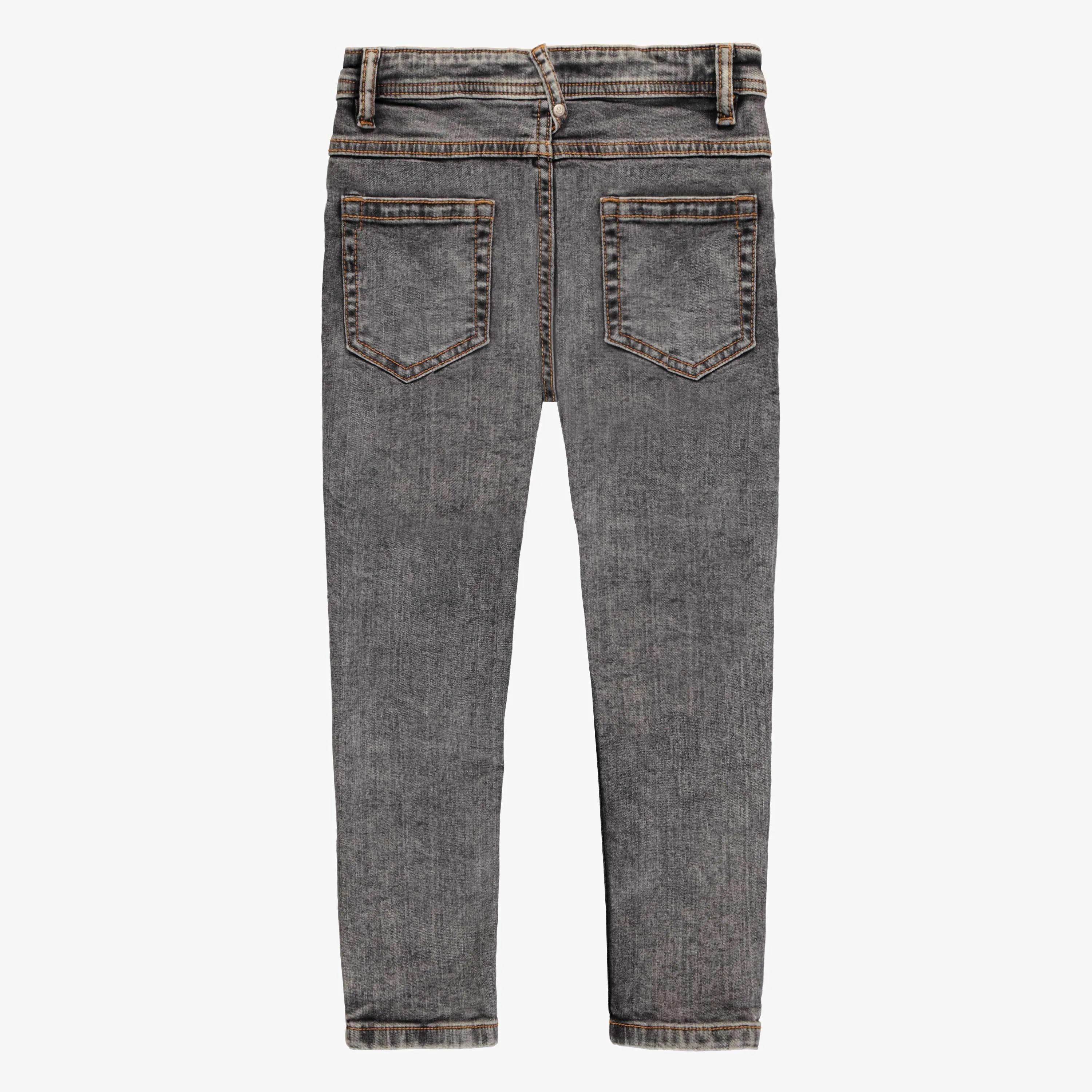 Pantalon coupe ajustée en denim léger extensible, gris moyen, enfant || Slim fit pants in medium grey stretch denim, child