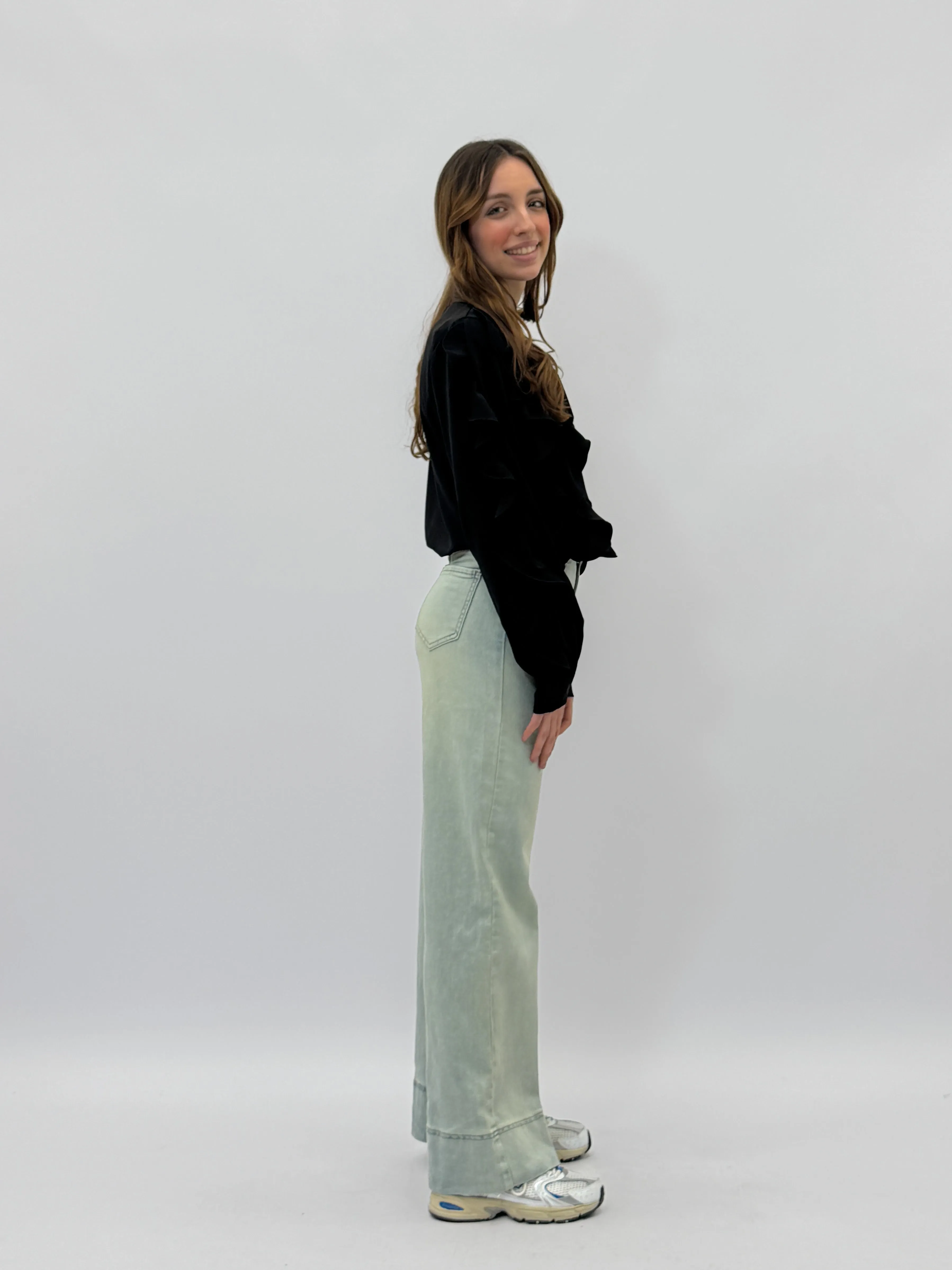 Pantaloni jeans straight con risvolto