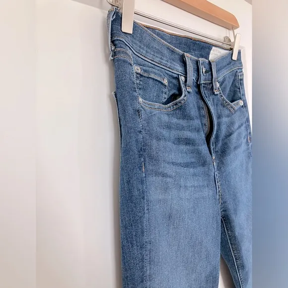 Rag &amp; Bone High Rise Ankle Skinny Released Hem Size 26 Jeans in Clean Lilly Dale
