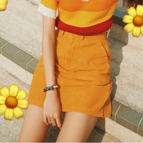 Rainbow T-shirt   orange skirt KF90523