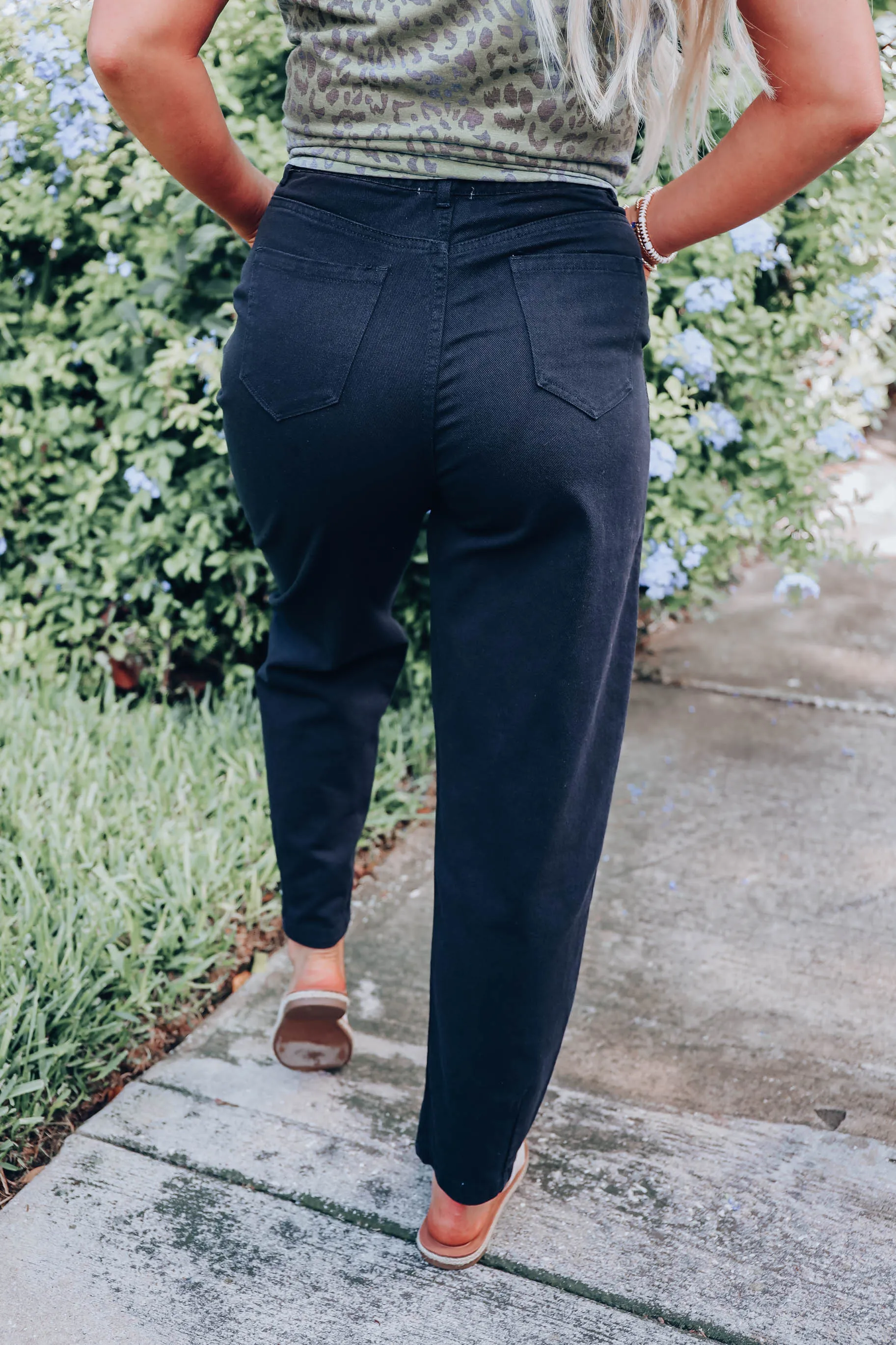 Retro 90's Mom Jeans - Black