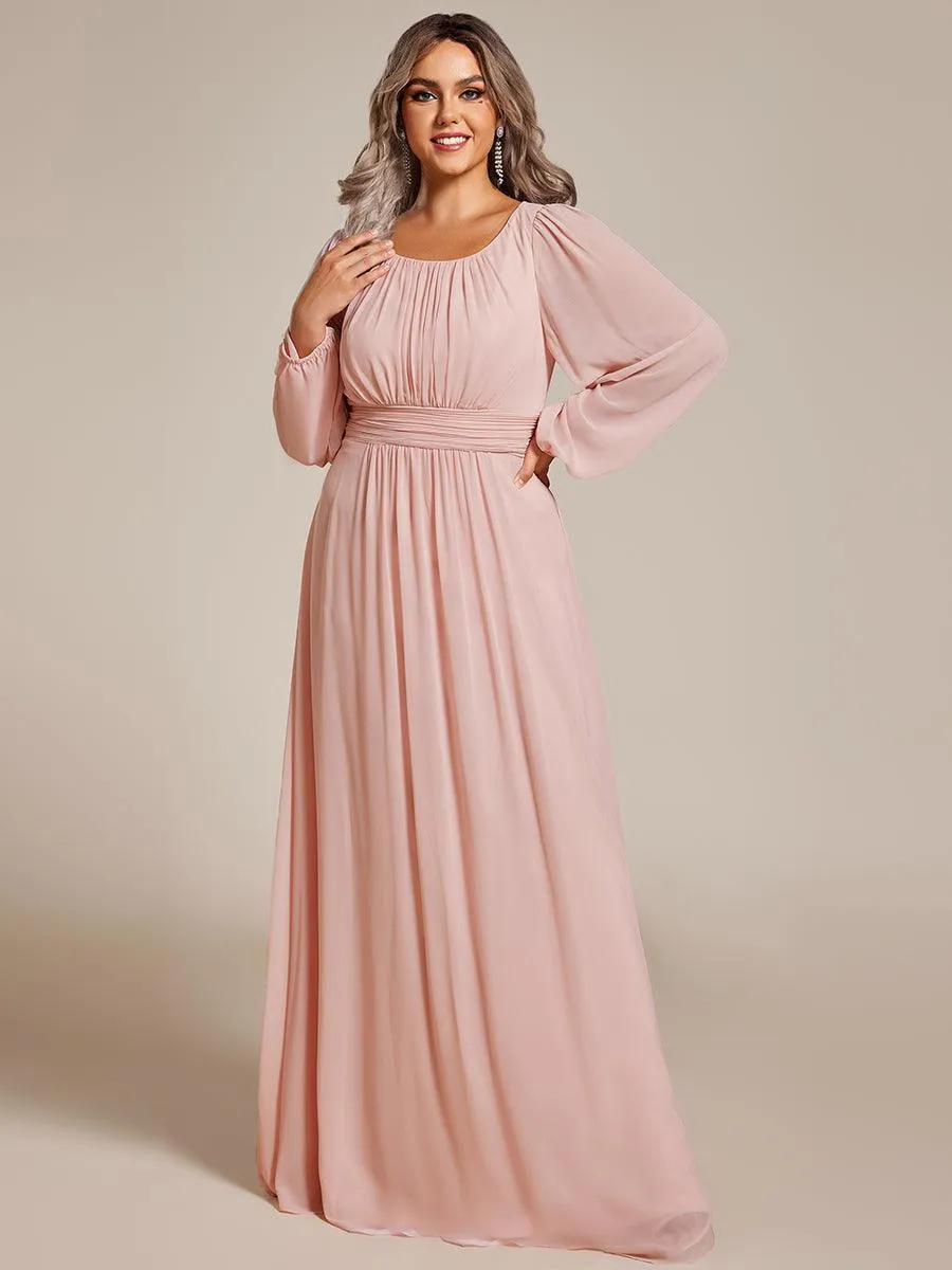 Robe de demoiselle d'honneur plissée à manches longues transparente de grande taille