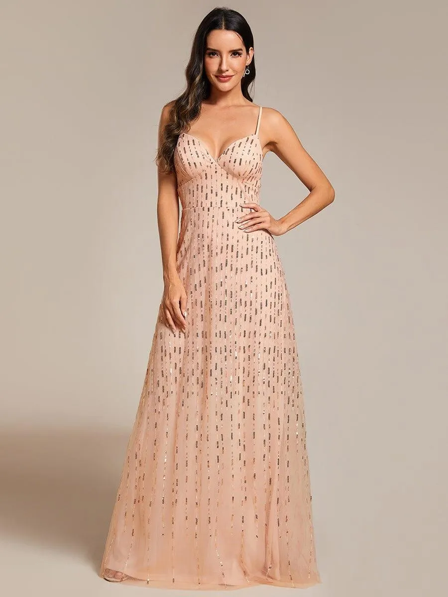 Robe de soirée taille haute à col en V profond et à paillettes ornée de bretelles spaghetti