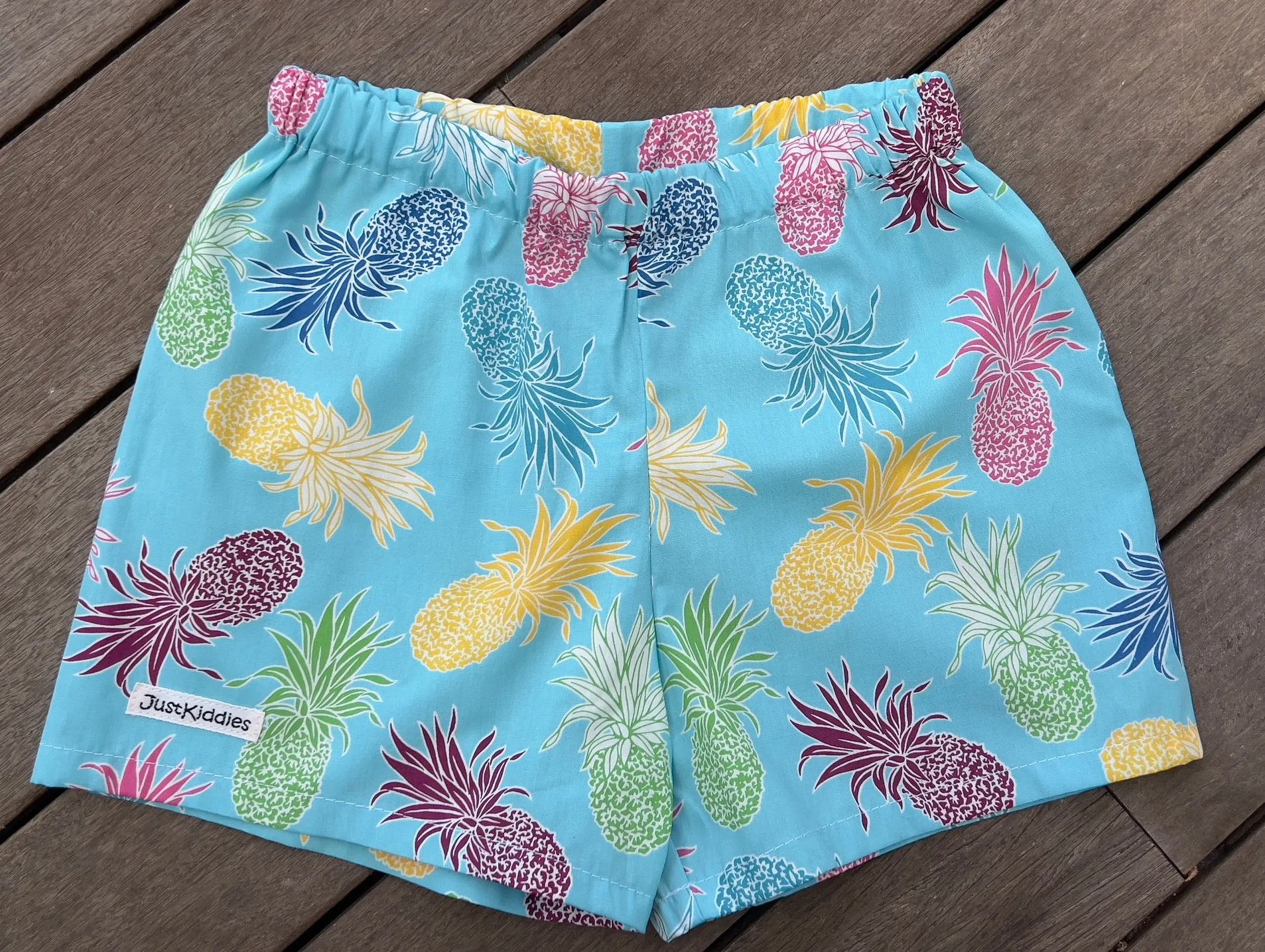 SHORTS * blue Pineapple