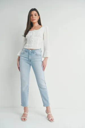SLIM STRAIGHT W/ DISTRESS DENIM